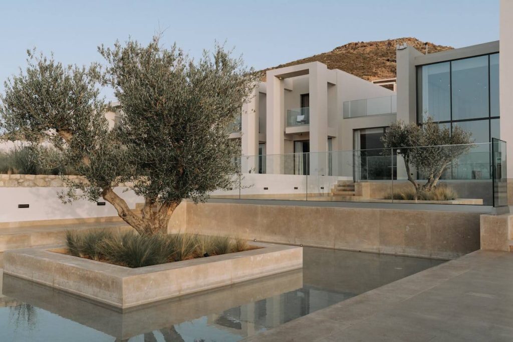 Creating Stylish Outdoor Spaces With Terracotta And Sandstone Pavers In Melbourne